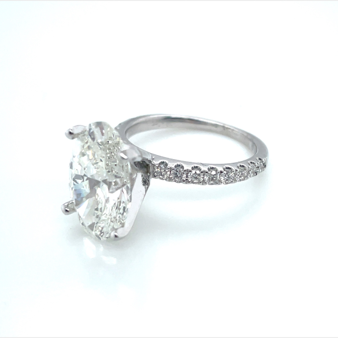 3.51 Carat Oval Diamond Ring in 18KWG - Image 2