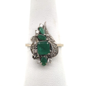 Emerald Ring in White Gold