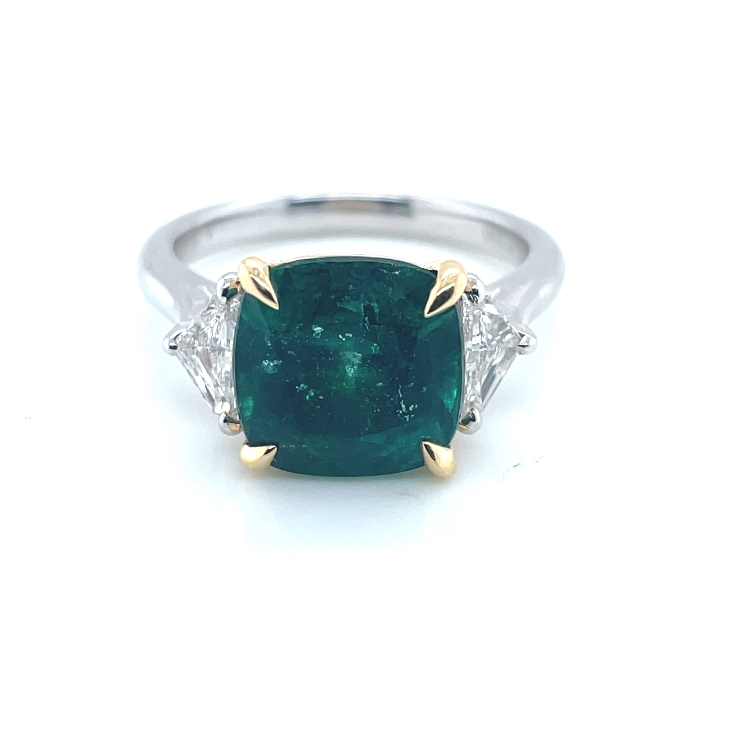 Emerald and Diamond Ring in 18KYG and Platinum - Image 2