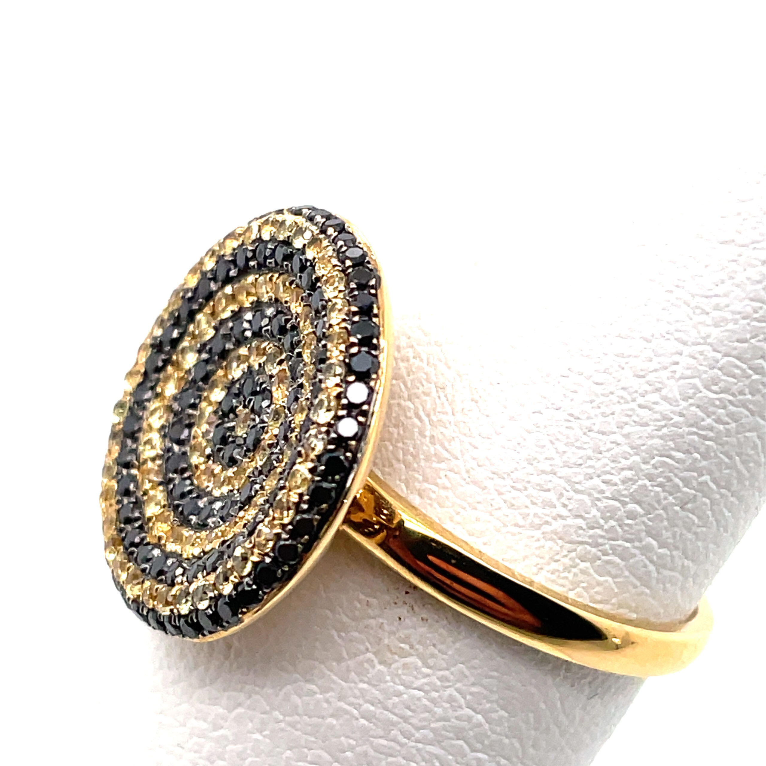 Concave Dome Black and Yellow Diamond Ring in 18KYG