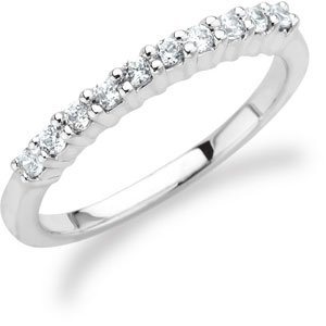 Platinum 1/4 CTW Diamond Band