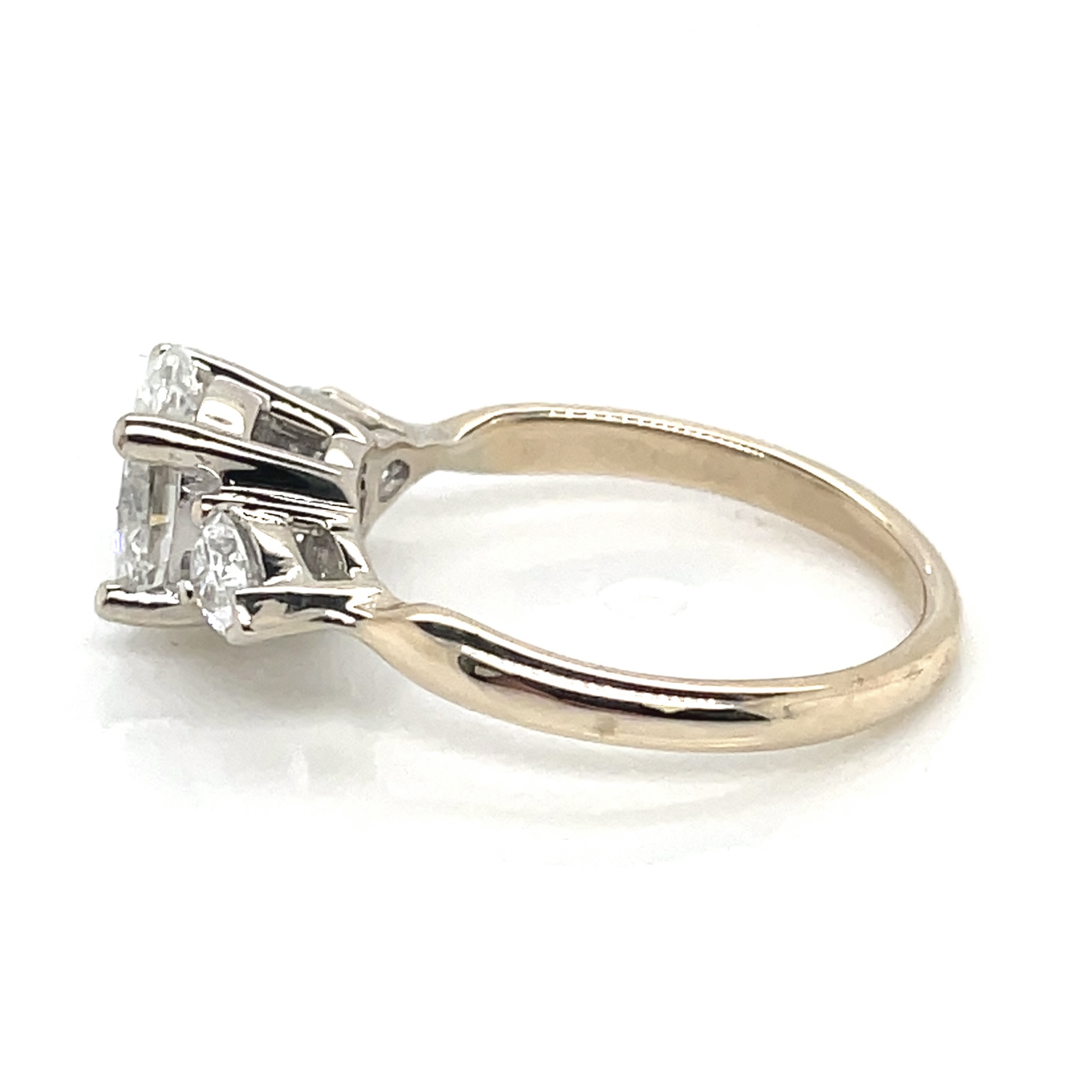 1.01 Carat Oval Center Stone Diamond Ring With 0.32ctw Pear Shape Accents in 18KYG - Image 2
