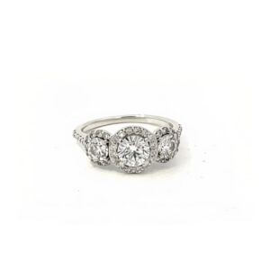 Three stone diamond ring, 14kt white gold.