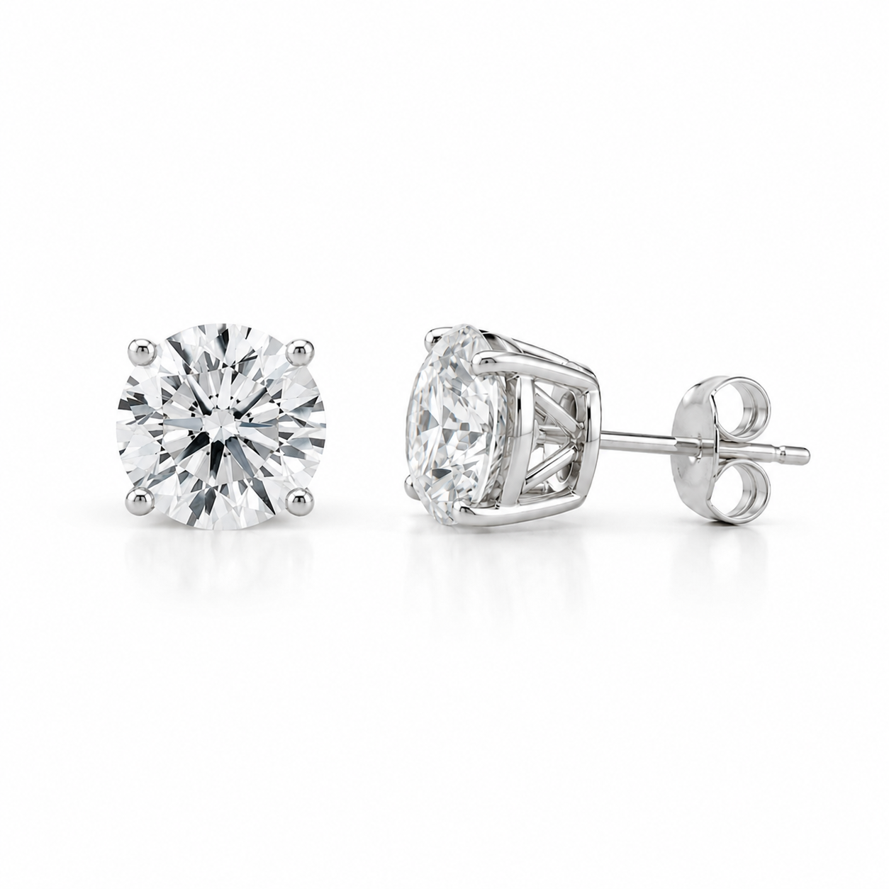 Round Diamond Stud Earrings